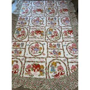 Vintage Strawberry Shortcake & Friends Quilt Comforter Coverlet Full Ruffles EC